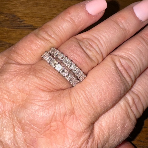 Custom prong set semi eternity bands set in Platinum - Picture 6 of 6